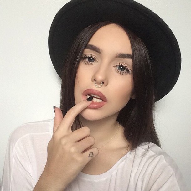t6wlio-l-610x610-jewels-acaciabrinley-grunge-septum-piercing